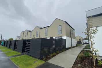 3/102 Ruskin Street, Addington