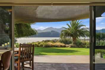 471 Marine Drive, Charteris Bay