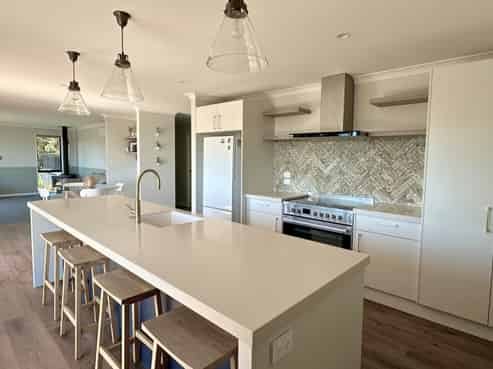 6 Lake View Place, Fairhall