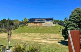 6 Lake View Place, Fairhall