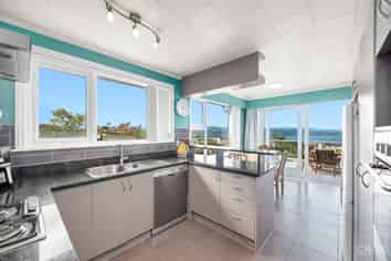 21 Acacia Avenue, Maungaraki