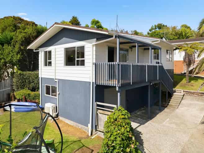 11A Mariposa Place, Kamo