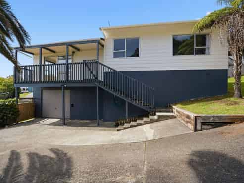 11A Mariposa Place, Kamo