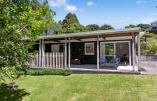 15 Buckleton Road, Tawharanui Peninsula