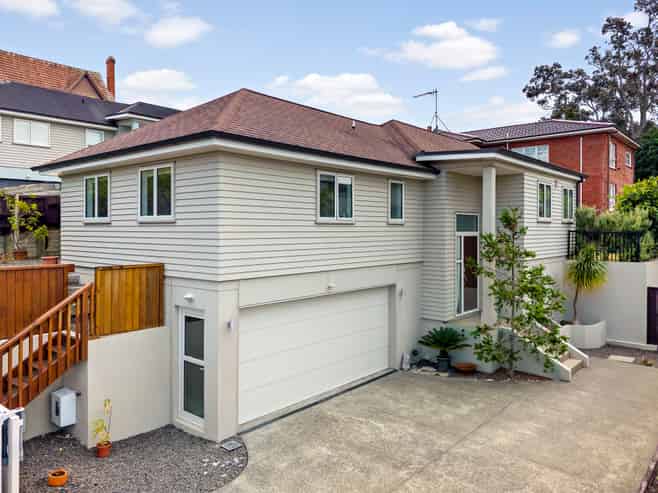 2A Richard Farrell Avenue, Remuera