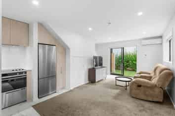 2/35 Chester Street West, Christchurch Central