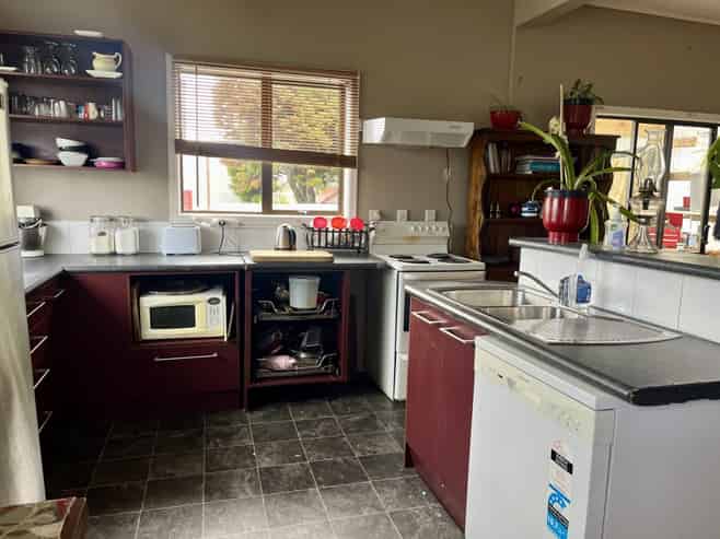 2A Derby Street, Westport