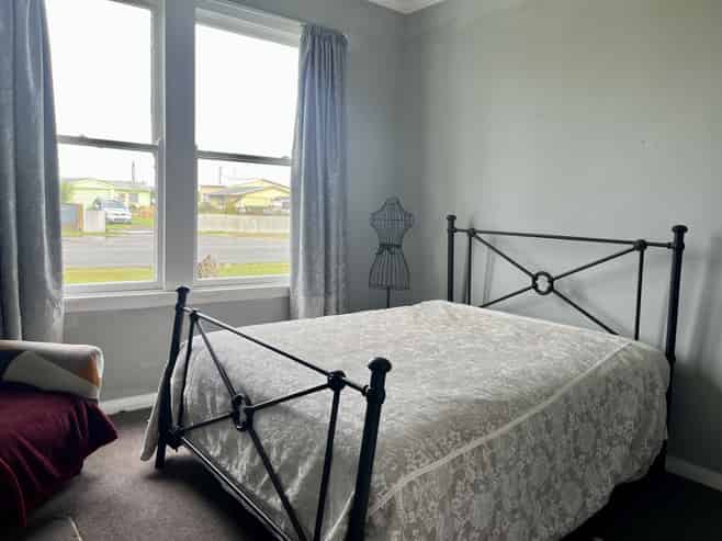 2A Derby Street, Westport