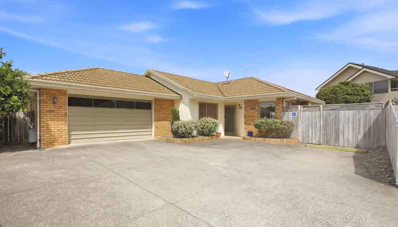 99 Plateau Heights, Mount Maunganui