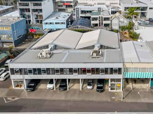 Newton standalone on 912sqm Mixed Use land