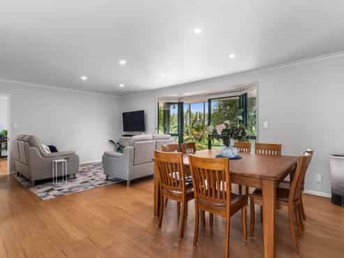 73 McKinley Road, Kokopu