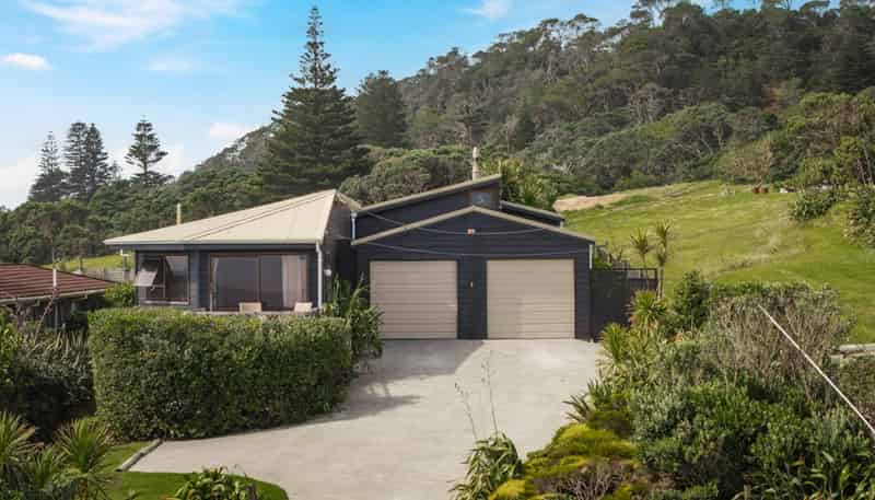 52 Waitea Road, Muriwai