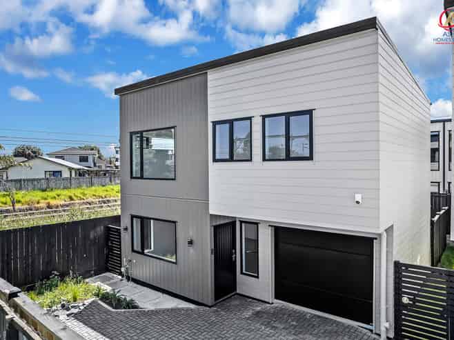 Auckland - Address withheld