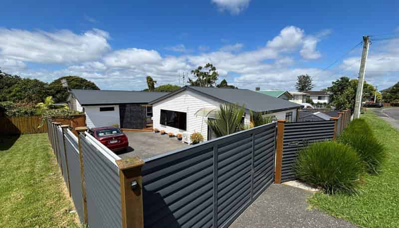 15 Mataroa Road, Mount Wellington