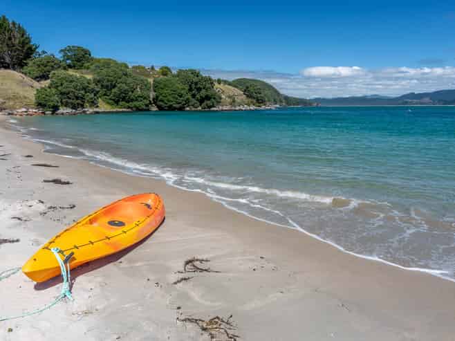 190 Pacific Ocean, Slipper Island (Whakahua), Thames