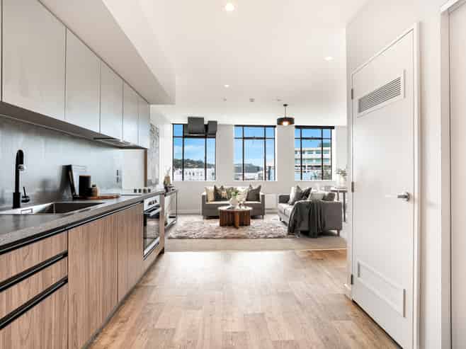 307/14 Laings Road, Hutt Central
