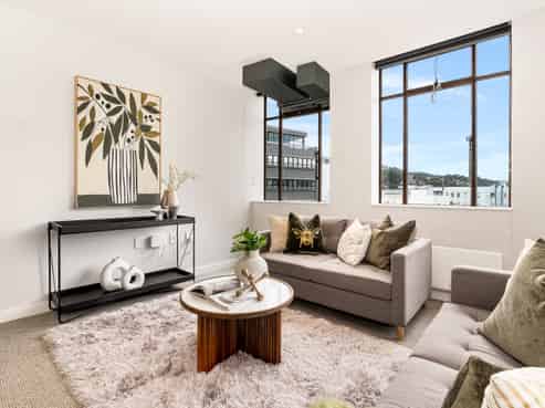 307/14 Laings Road, Hutt Central