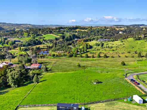 123 Escott Road, Dairy Flat