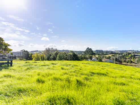 123 Escott Road, Dairy Flat