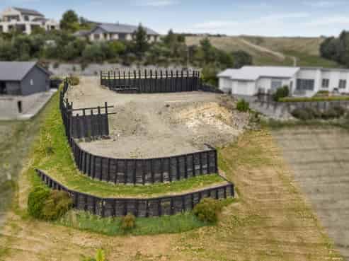 8 Lake View Place, Fairhall