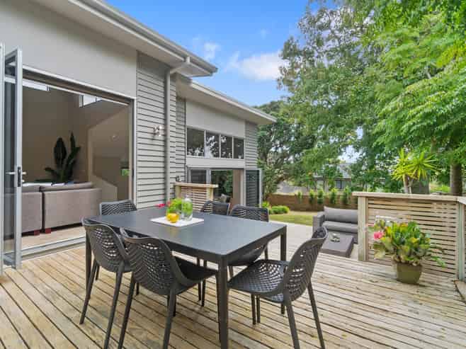 16 Aragon Avenue, Glendowie