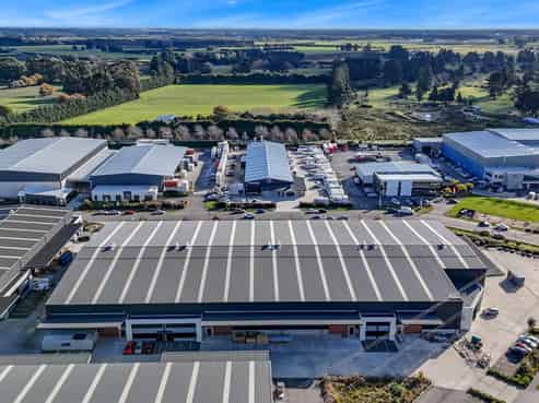 Streamlined Warehouse with Office & Canopy