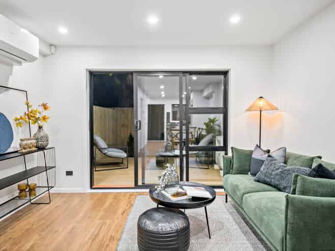 12/65 Stottholm Road, Titirangi