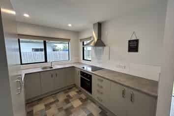 B/10 Kebbell Street, Levin