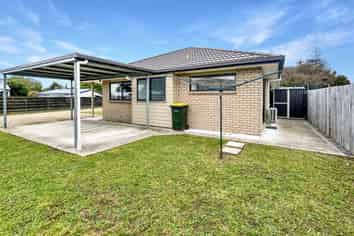 B/10 Kebbell Street, Levin