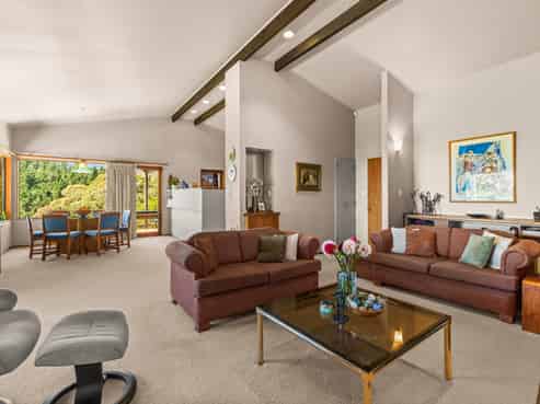 33 Hikanui Drive, Havelock North