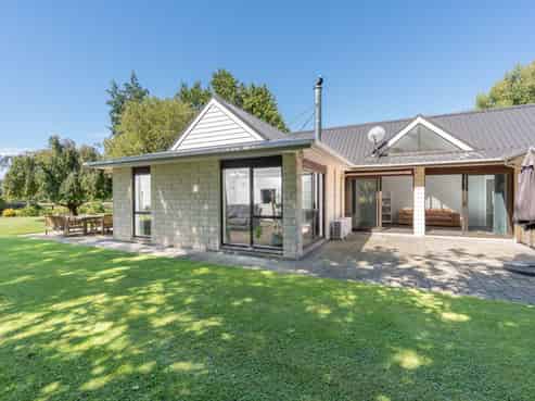 19 Tirohanga Road, Mosgiel