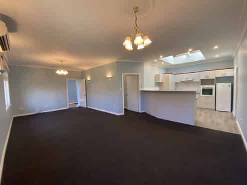 164 Lemon Street, Strandon