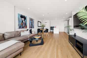 107/16 Huron Street, Takapuna