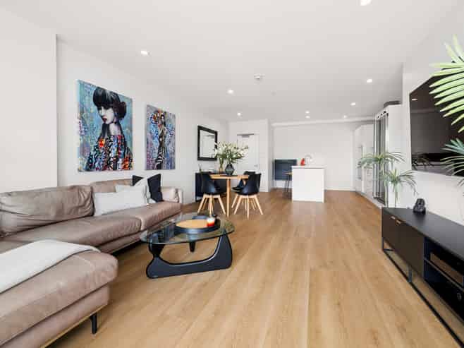 107/16 Huron Street, Takapuna