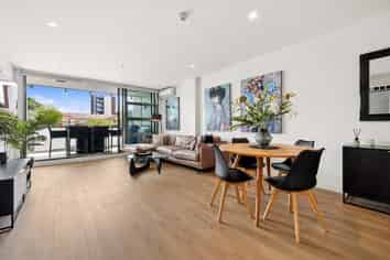 107/16 Huron Street, Takapuna