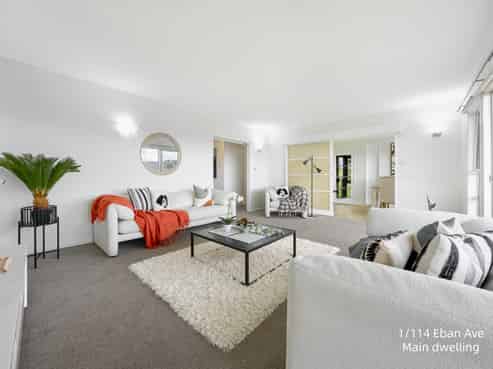 1&2/114 Eban Avenue, Hillcrest