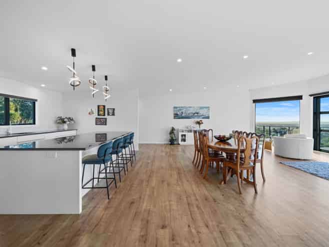 13 Bernora Crescent, Bombay