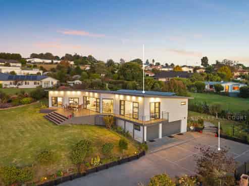 13 Bernora Crescent, Bombay