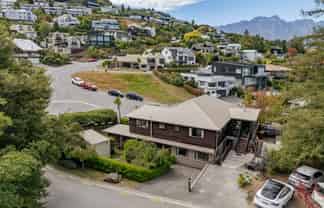 1 Salmond Place, Queenstown