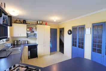 10 Falcon Street, Newfield