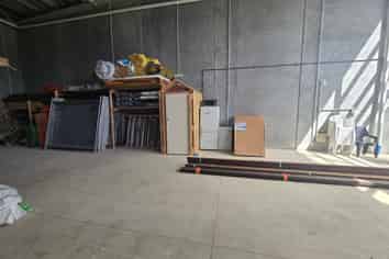 Ideal Tradies Lockup