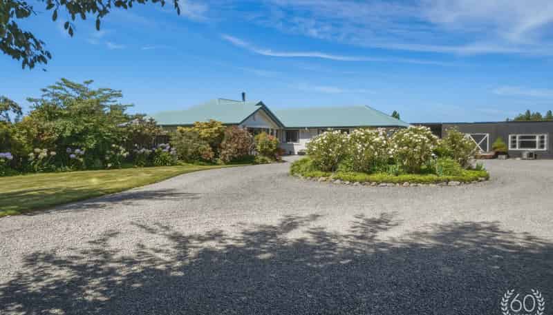 2/153 Bangor Road, Darfield