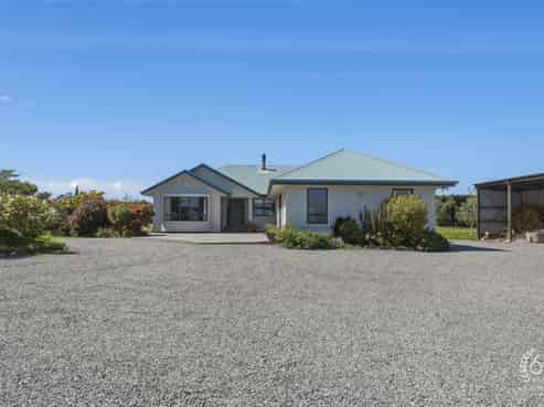 2/153 Bangor Road, Darfield