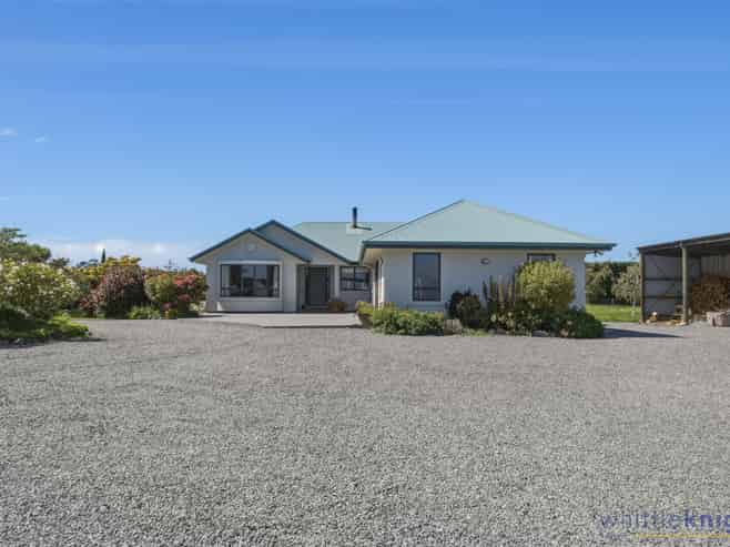 2/153 Bangor Road, Darfield