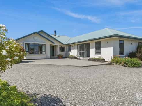 2/153 Bangor Road, Darfield