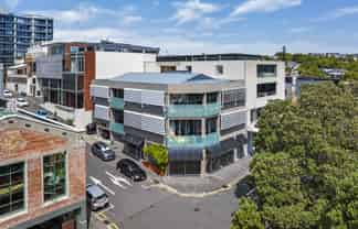 Victoria Quarter dual flexible units