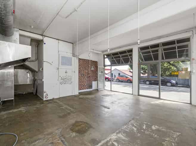 Victoria Quarter dual flexible units