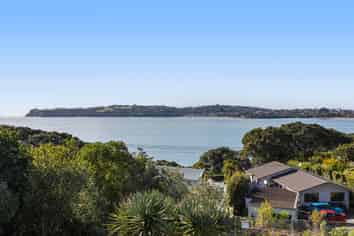 28 Swann Beach Road, Stanmore Bay
