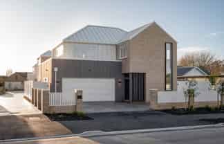 3/11 Tamihana Avenue, Fairfield