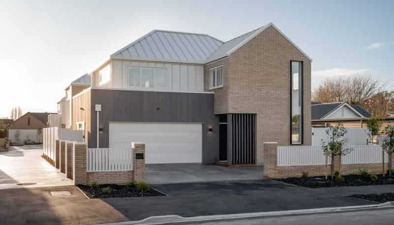 3/11 Tamihana Avenue, Fairfield